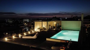 The H Experience Athens Riviera 4BD Maisonnette with Private Rooftop Swimming Pool